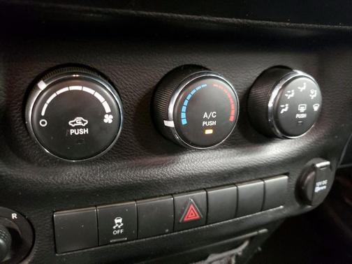 2012 Jeep Wrangler Sport for sale in Beaverton, OR - image 17