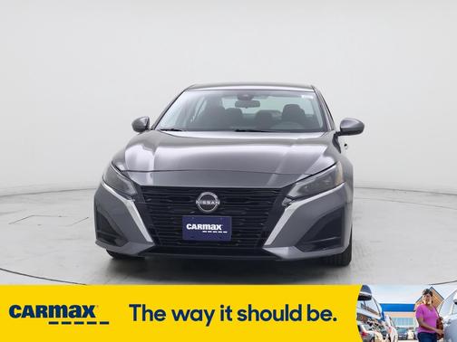 2023 Nissan Altima SV