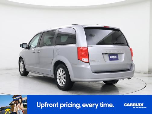 Gray 2018 Dodge Grand Caravan SXT