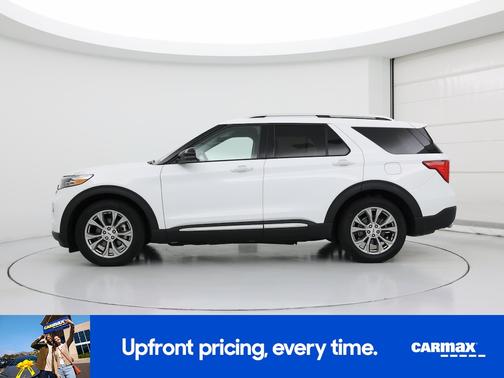 White 2022 Ford Explorer Limited
