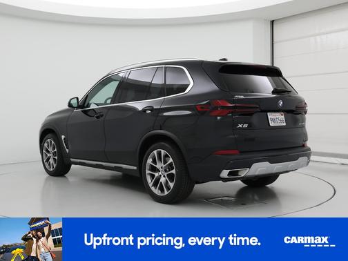 Black 2025 BMW X5 xDrive40i