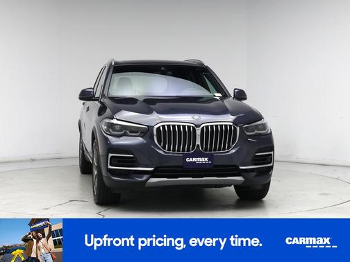 Gray 2022 BMW X5 sDrive40i