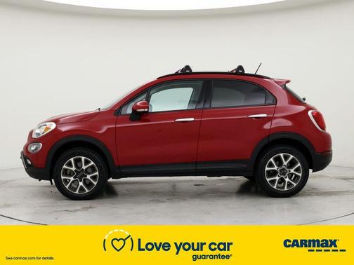 Photo 3 of 24 of 2016 FIAT 500X Trekking