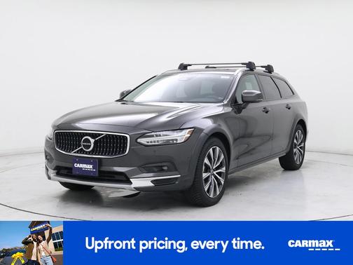 2022 Volvo V90 Cross Country B6