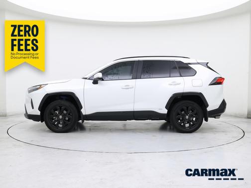 White 2024 Toyota RAV4 Hybrid SE