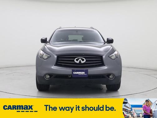 2016 INFINITI QX70