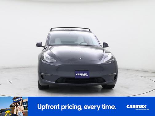 Gray 2025 Tesla Model Y Long Range