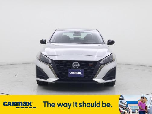 2023 Nissan Altima SR