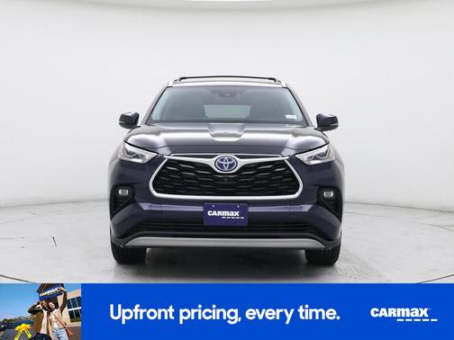 Blue 2022 Toyota Highlander Hybrid Platinum