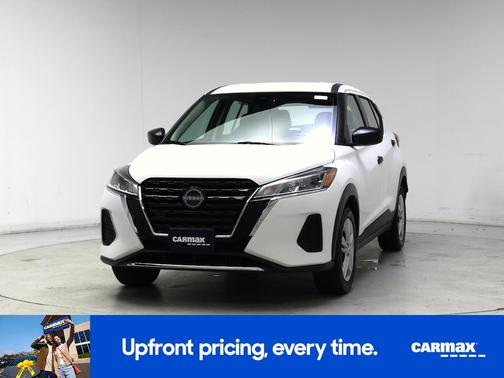 White 2024 Nissan Kicks S