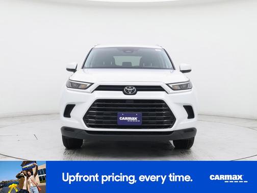 White 2024 Toyota Grand Highlander XLE