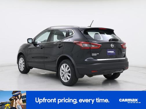 2022 Nissan Rogue Sport SV