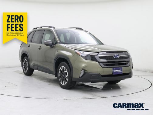 Green 2025 Subaru Forester Premium