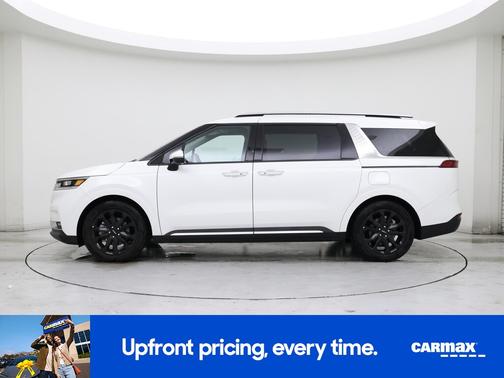 2024 Kia Carnival SX