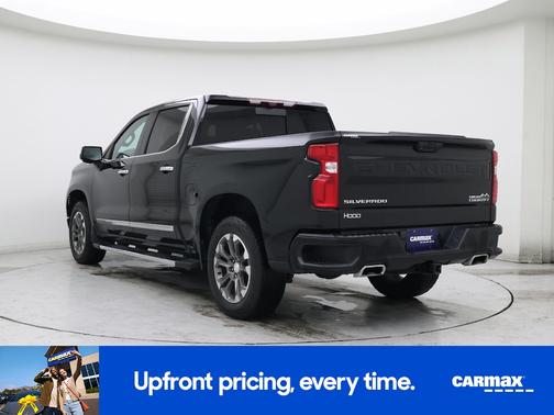Black 2022 Chevrolet Silverado 1500 High Country
