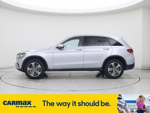 2022 Mercedes-Benz GLC 300