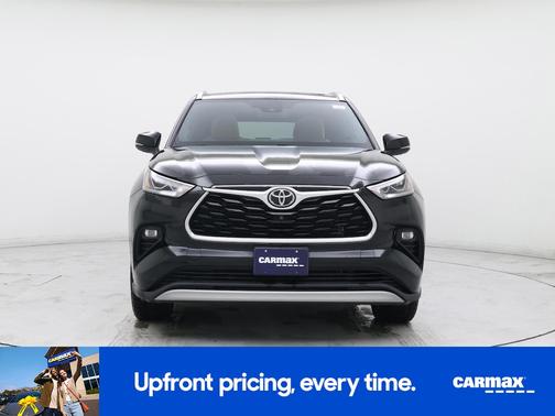 Black 2021 Toyota Highlander Platinum