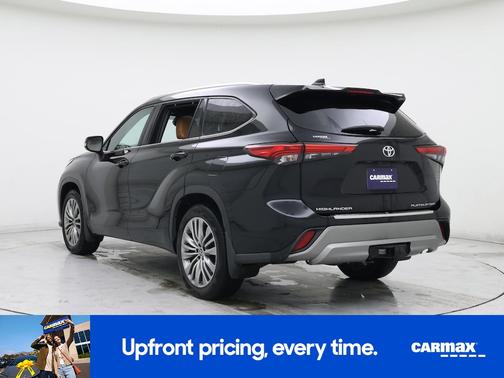 Black 2021 Toyota Highlander Platinum