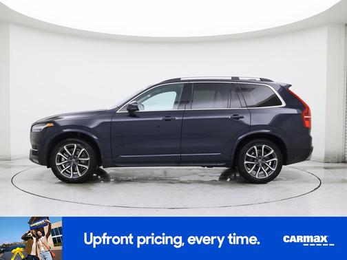 2016 Volvo XC90 T6 Momentum
