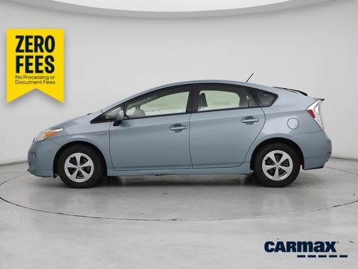 Green 2015 Toyota Prius Two