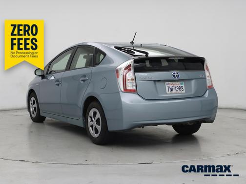 Green 2015 Toyota Prius Two