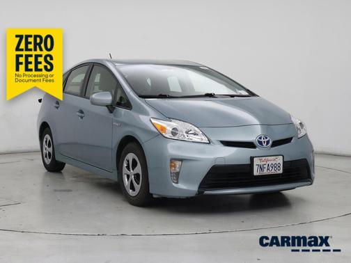 Green 2015 Toyota Prius Two