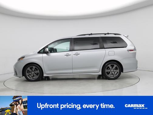 Silver 2020 Toyota Sienna SE Premium