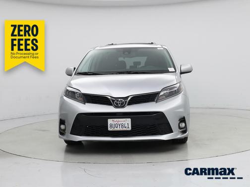 Silver 2020 Toyota Sienna SE Premium