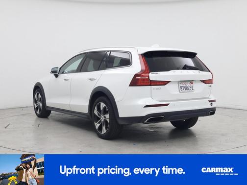 White 2021 Volvo V60 Cross Country T5