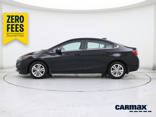 Black 2017 Chevrolet Cruze LT