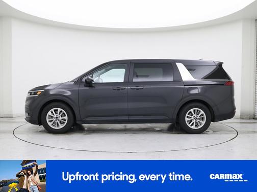 2024 Kia Carnival LX Seat Package
