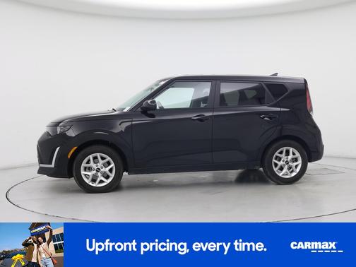 Black 2025 Kia Soul LX