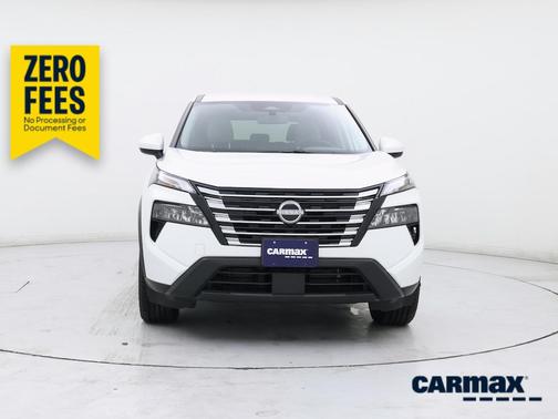 White 2025 Nissan Rogue SV