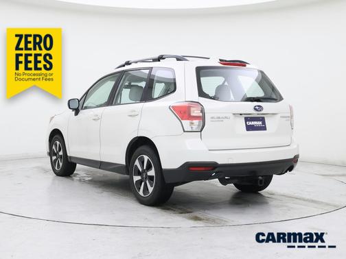 White 2017 Subaru Forester 2.5I