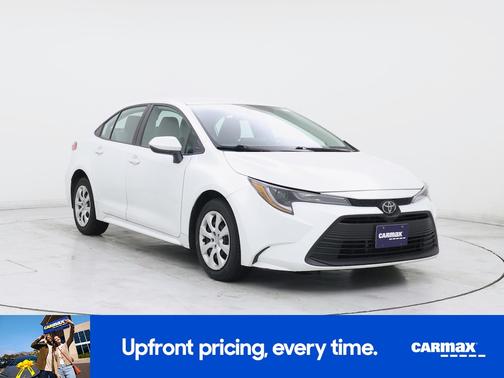 Pearl 2024 Toyota Corolla LE