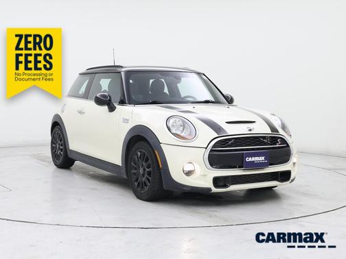 White 2015 MINI Hardtop S