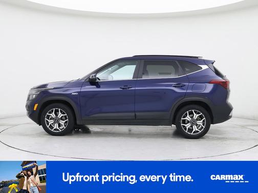 Blue 2022 Kia Seltos EX