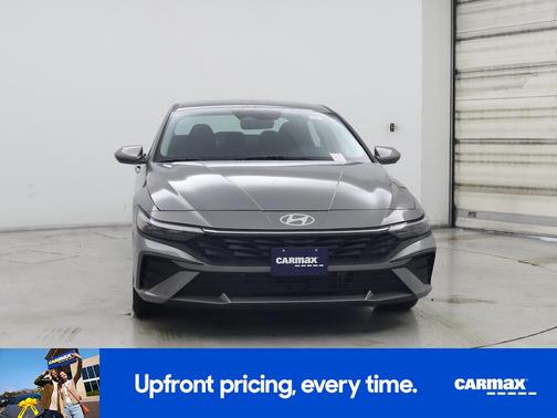 2025 Hyundai ELANTRA HEV SEL Sport