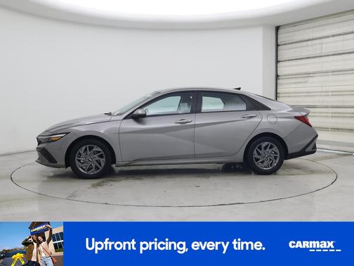 2025 Hyundai ELANTRA HEV SEL Sport