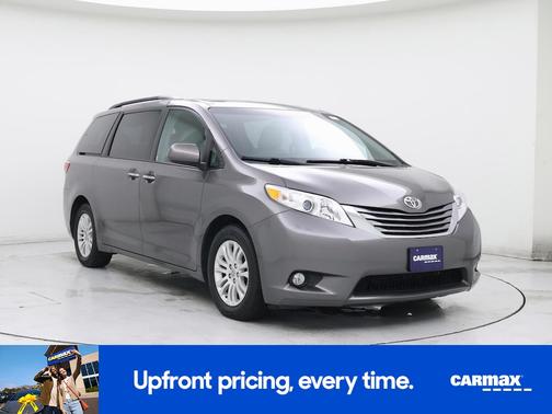 Silver 2015 Toyota Sienna XLE