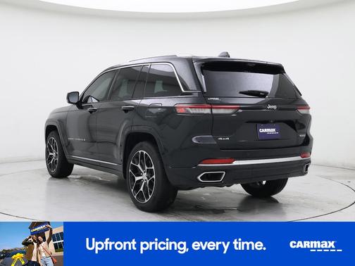 2022 Jeep Grand Cherokee Summit