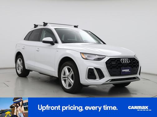 White 2024 Audi Q5 S-Line Premium Plus