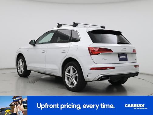 White 2024 Audi Q5 S-Line Premium Plus