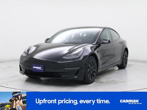 Black 2023 Tesla Model 3