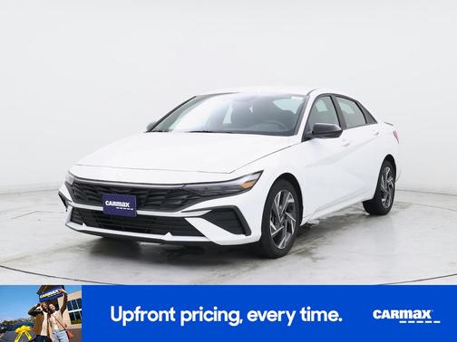 White 2025 Hyundai ELANTRA SEL Sport