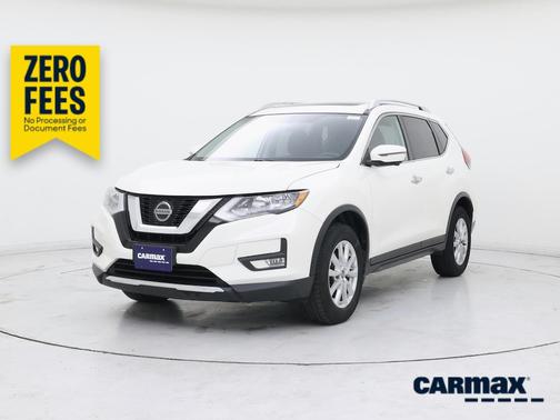 White 2018 Nissan Rogue SV