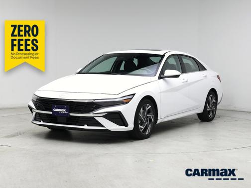 White 2025 Hyundai ELANTRA SEL Convenience