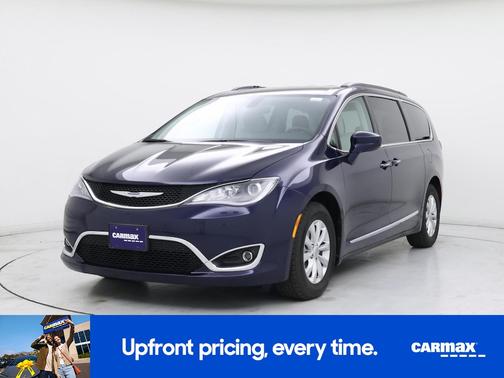 2017 Chrysler Pacifica Touring Plus