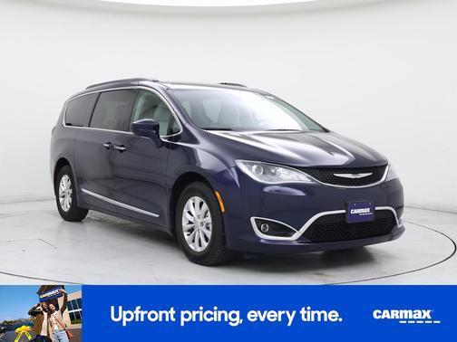 2017 Chrysler Pacifica Touring Plus