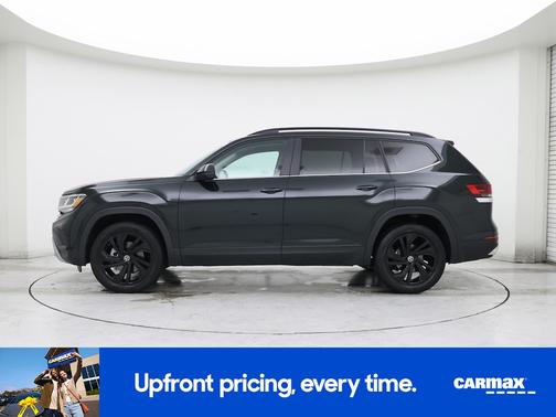 Green 2022 Volkswagen Atlas SE w/Tech